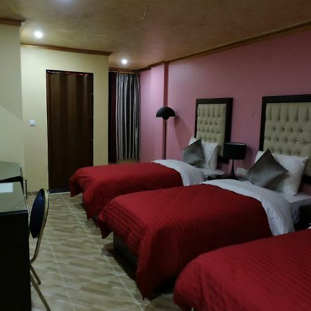 Valentine Inn Luxury Wadi Musa Exterior foto