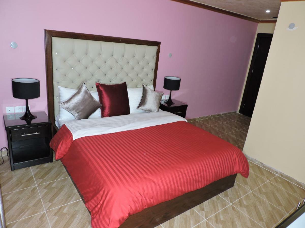 Valentine Inn Luxury Wadi Musa Exterior foto
