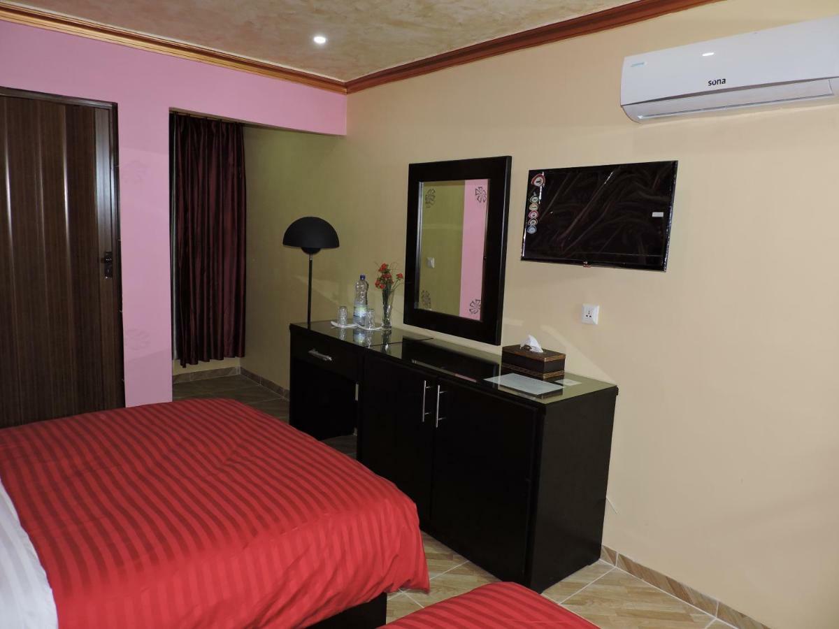 Valentine Inn Luxury Wadi Musa Exterior foto