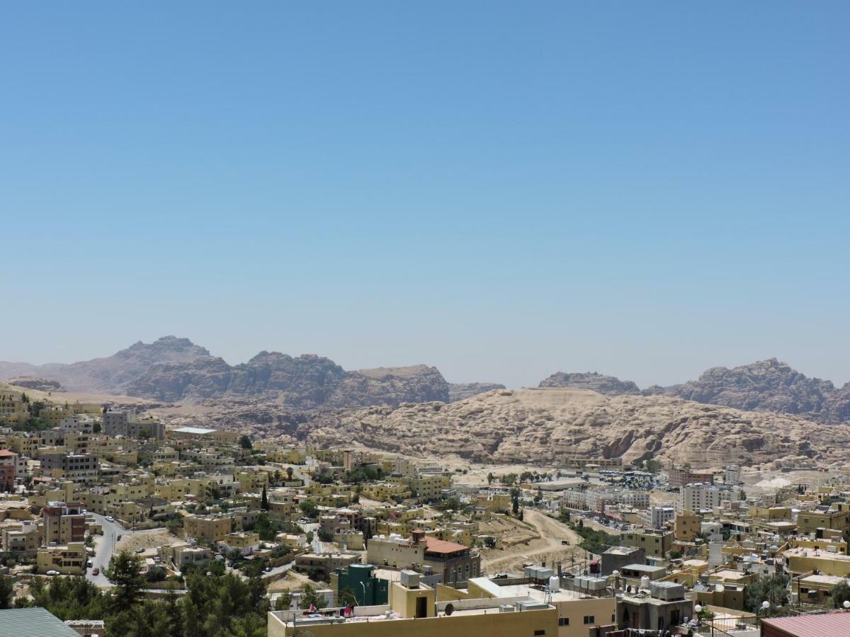 Valentine Inn Luxury Wadi Musa Exterior foto