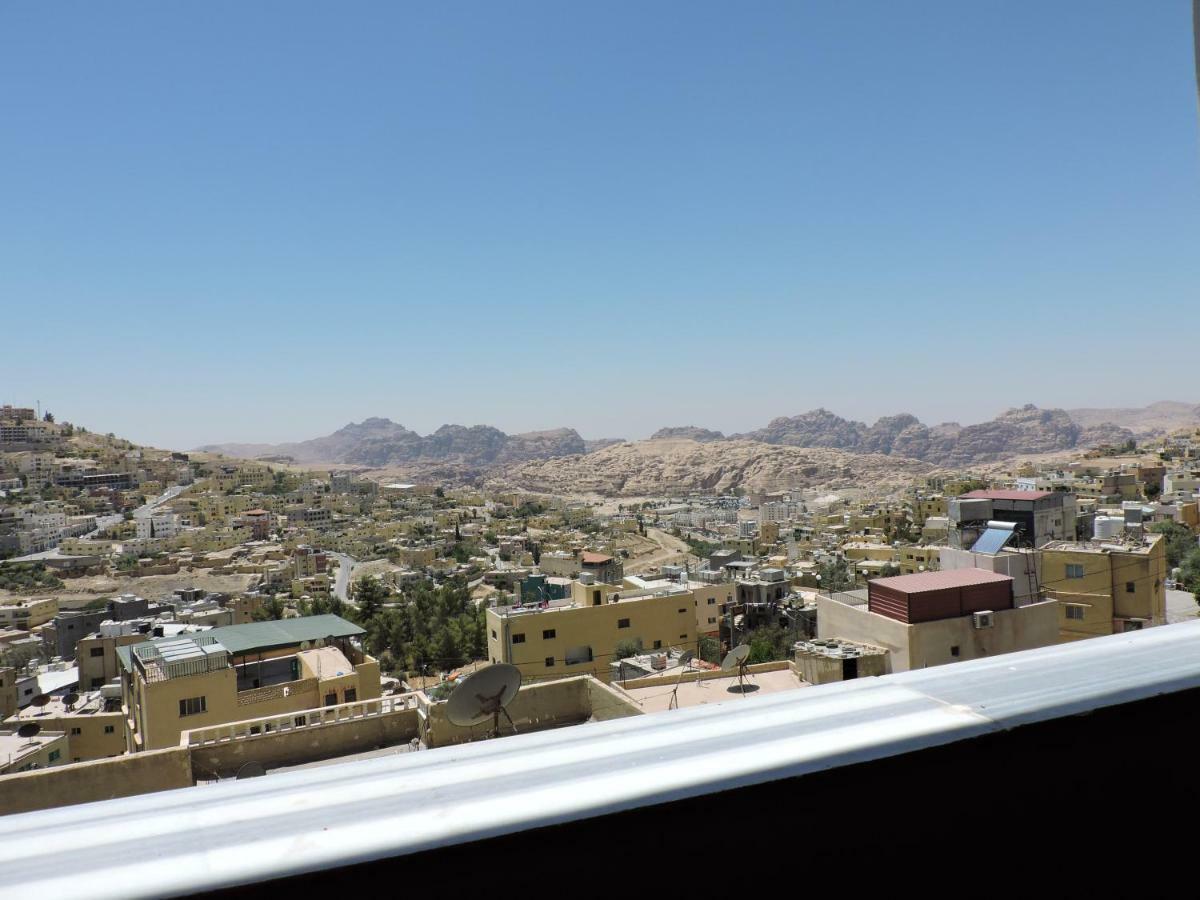 Valentine Inn Luxury Wadi Musa Exterior foto