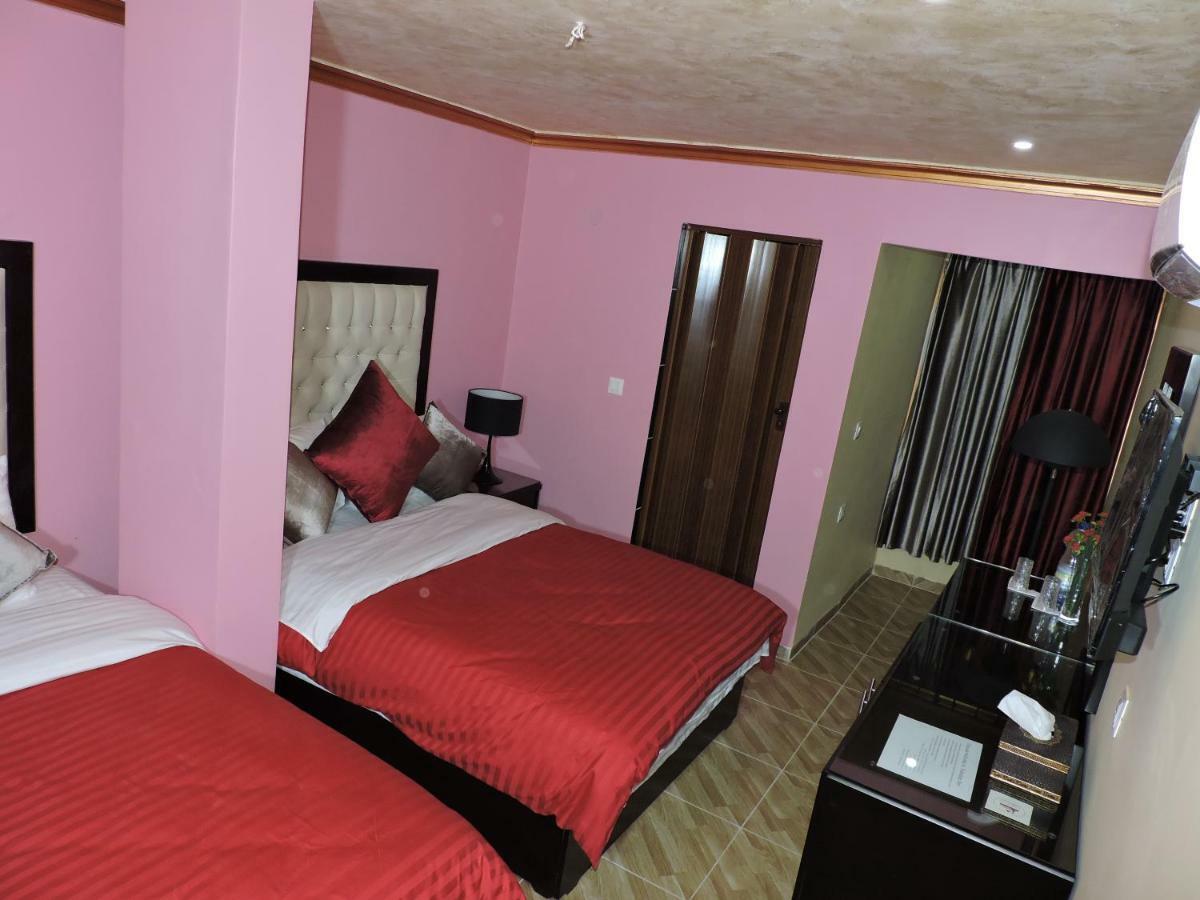 Valentine Inn Luxury Wadi Musa Exterior foto