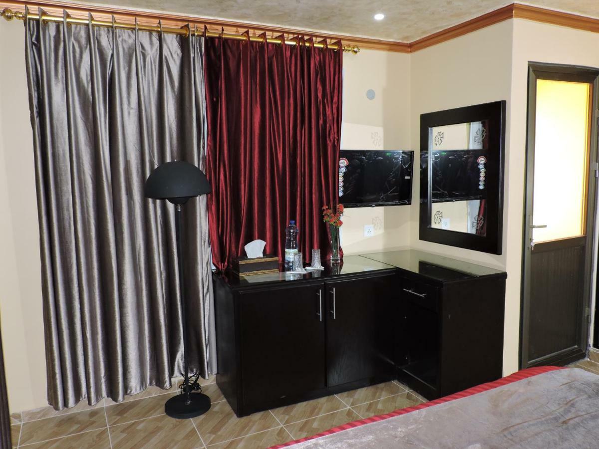 Valentine Inn Luxury Wadi Musa Exterior foto