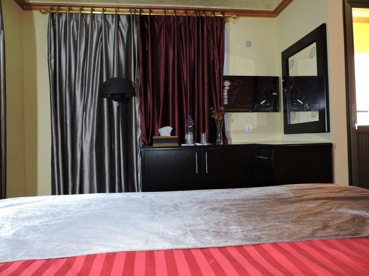 Valentine Inn Luxury Wadi Musa Exterior foto
