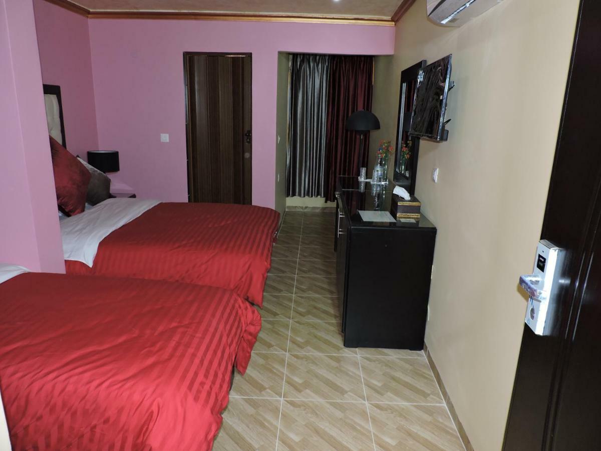 Valentine Inn Luxury Wadi Musa Exterior foto