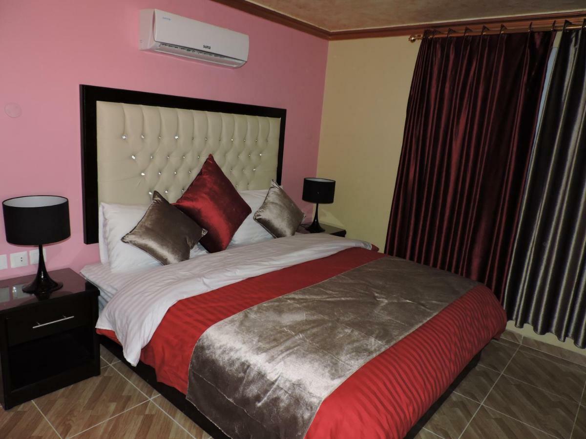 Valentine Inn Luxury Wadi Musa Exterior foto