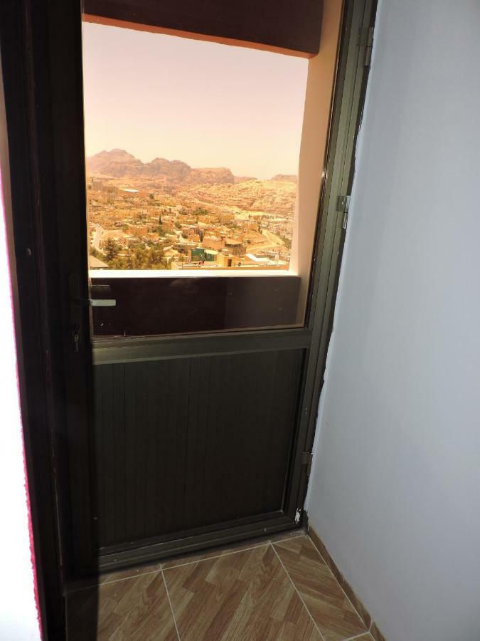 Valentine Inn Luxury Wadi Musa Exterior foto